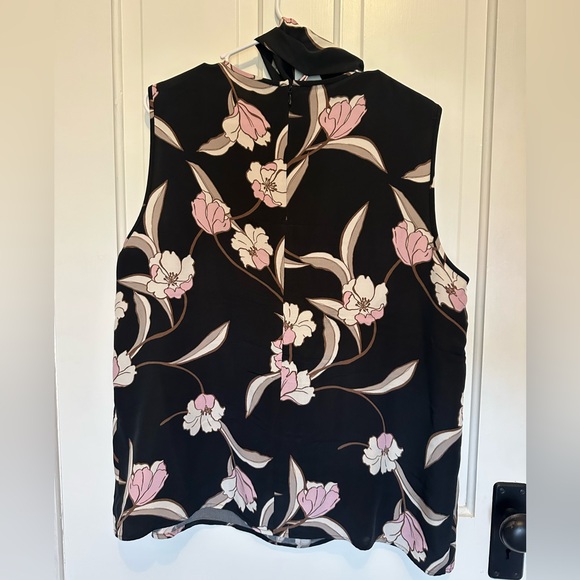 St. John Silk Blouse - Picture 2 of 3